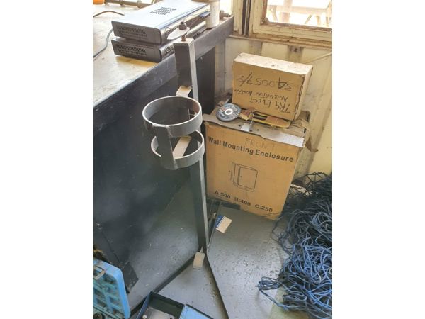 ~/upload/Lots/148274/AdditionalPhotos/pbm3vsxilkxby/Índustrial Sanitiser Stand_t600x450.jpg
